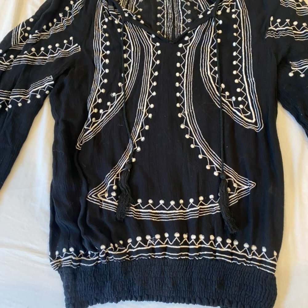 Tularosa Black & White Embroidered Tassel Beachy Top